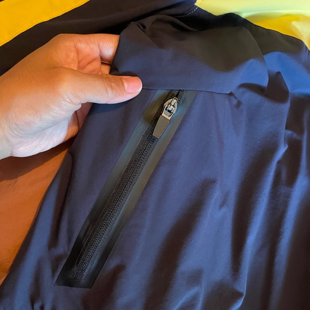 Alphalete Infinity Tech Jacket Canary Yellow / Na… - image 8